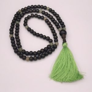 Mala bois noir et jade vert de birmanie soleyana création bijoux pierres semi précieuses